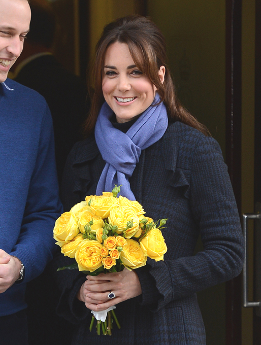 О чем мечтают женщины Газета The Sun составила очень интересный рейтинг - звезд, чьи части лиц британки больше всего хотят получить, направляясь к пластическому хирургу. Обладательницей самого лучшего носа сочли герцогиню Кэтрин. Газета The Sun, рейтинг, звезды