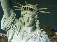 Черный август над США, или Опять платит Россия