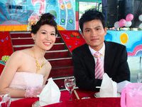 В массовой свадьбе на Тайване приняли участие 163 пары