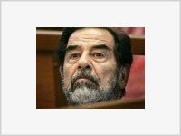 Во время казни у сводного брата Саддама оторвало голову