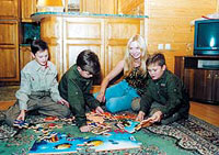 Варвара дотянулась до кольца