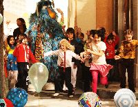 Бусинка с друзьями празднуют юбилей