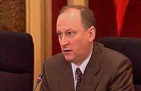 Патрушев: ФСБ должна помешать расшатыванию Россию