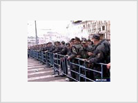 В последний день Масленицы порядок в центре Москвы охраняют 1,5 тысячи милиционеров