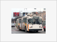 В Петербурге троллейбус с пассажирами угодил в кипяток