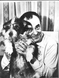 Валентин Пикуль со своим любимцем