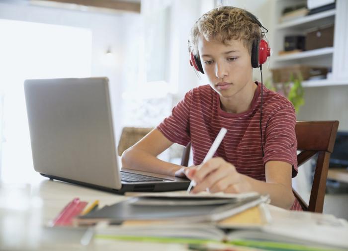 Samsung разработал телефон для слепых