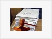 Женщина задушила незнакомку на глазах у прохожих Женщина задушила незнакомку на глазах у прохожих