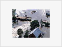 В Индонезии в наводнениях погибли 50 человек