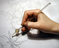 Фантазии на шелке не терпят острых предметов