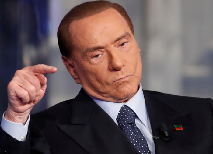 Папа Римский долетел до Турции