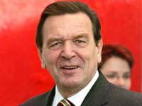 Шрёдер предостерёг НАТО от «антироссийских рефлексов»