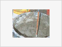 Сын зацементировал мать в кладовке Сын зацементировал мать в кладовке