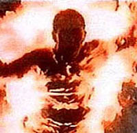 Жертва воскресла из огня и отомстила своим обидчикам