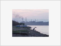 Попытки очистить приток Волги от топлива продолжаются