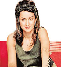 Тина Канделаки подалась в медики