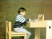 Как устроить рабочее место для школьника?