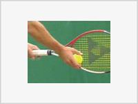 Теннис: Петрова и Чакветадзе прорвались в четвертьфинал