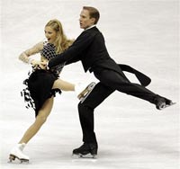 Российская пара Навка-Костомаров лидируют в танцах на льду