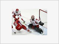 На Чемпионате мира по хоккею вступили в бой все команды