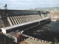 Саяно-Шушенской ГЭС угрожает гигантский айсберг