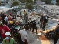 Гаитянку спасли на 15-й день после землетрясения