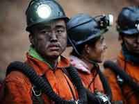 Число жертв взрыва на китайской шахте достигло 106