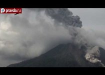 Сильнейшее извержение вулкана в Индонезии 