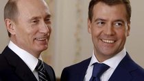 "Арест Киевом Путина и Медведева - это КВН"