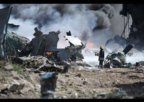 В Сомали взорвался самолет с оружием