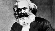 Предвидел ли Карл Маркс Октябрьскую революцию?