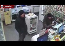 Продавец салона сотовой связи задержал грабителя