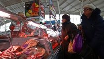 В России введут продуктовые карточки 