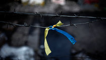 Киев отменяет права человека на Донбассе 
