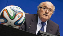 Отставка Блаттера не принесет России" ничего хорошего"